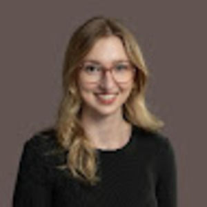 Meet your Posher, Danyelle